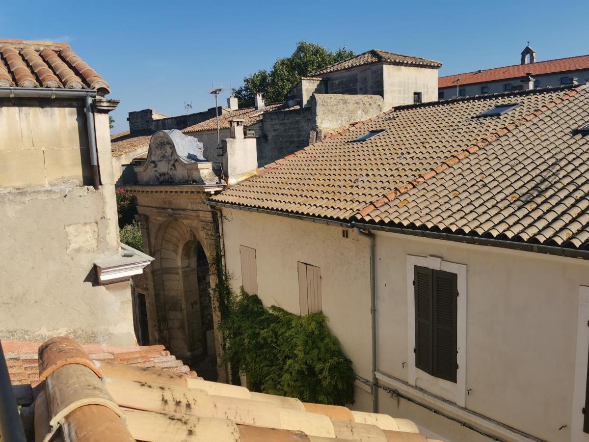 L'Oustaou D'Arles Villa Exterior photo